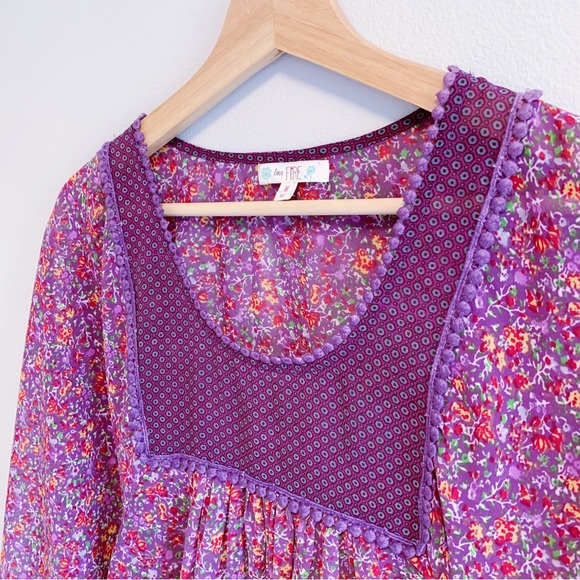 Love Fire Purple Floral Sheer Flutter Sleeve Blouse - Picture 4 of 10